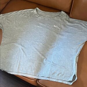 Nike women’s spruce green short sleeve dri fit tee